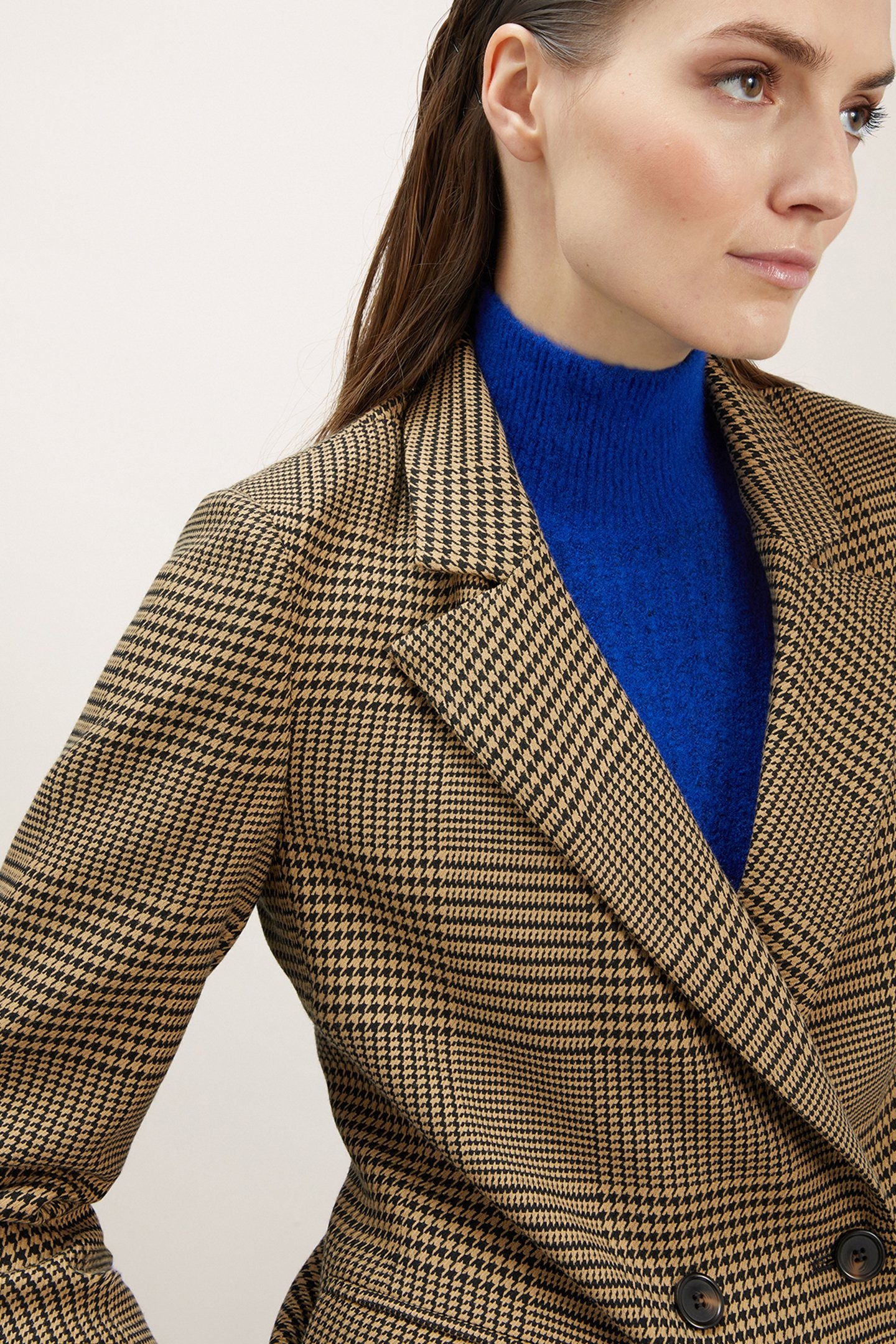 CHEQUERED DOUBLE-BREASTED JACKET BROWN 5