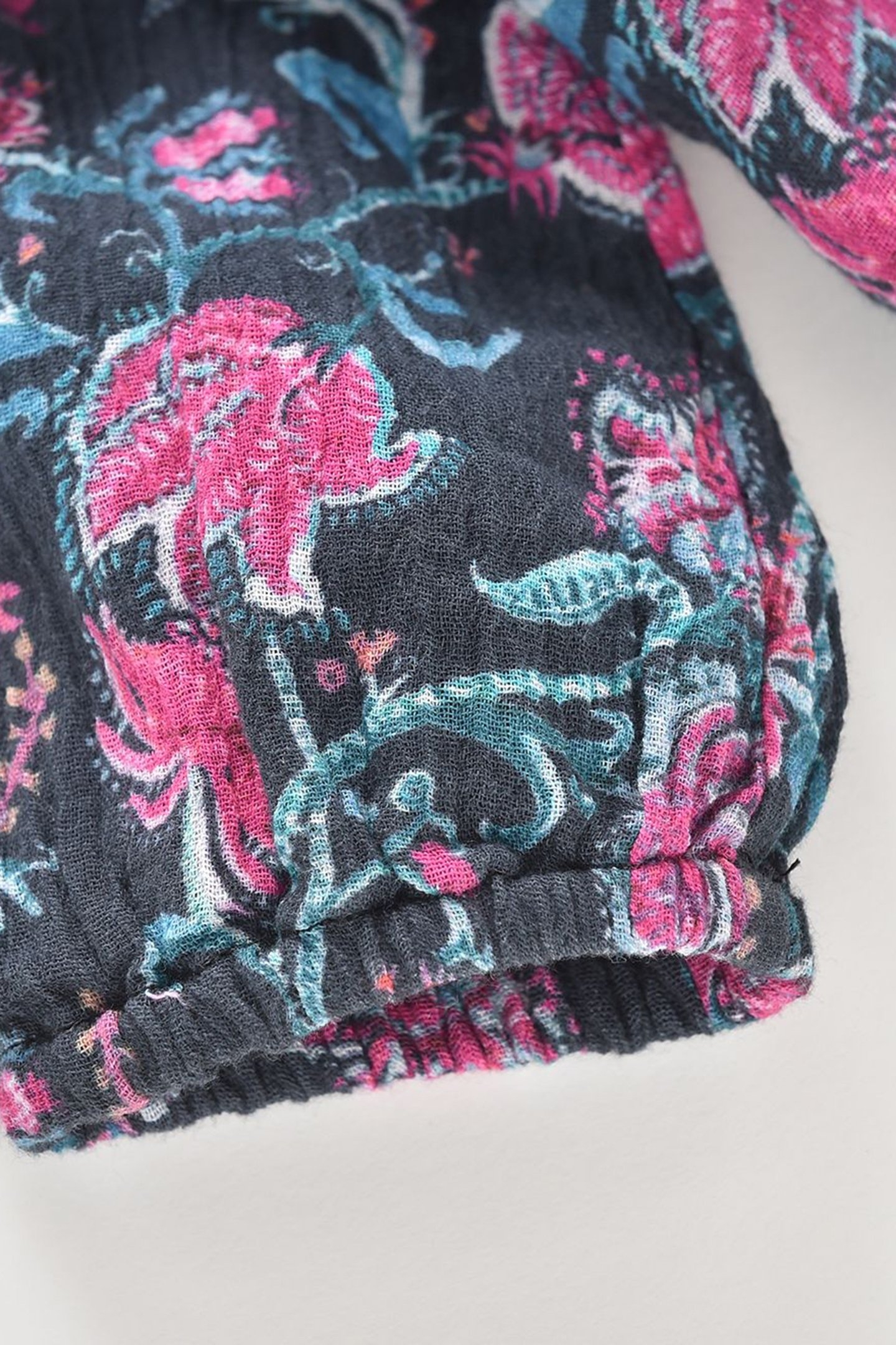 BLOUSE CELIA CHARCOAL WILDFLOWERS 5