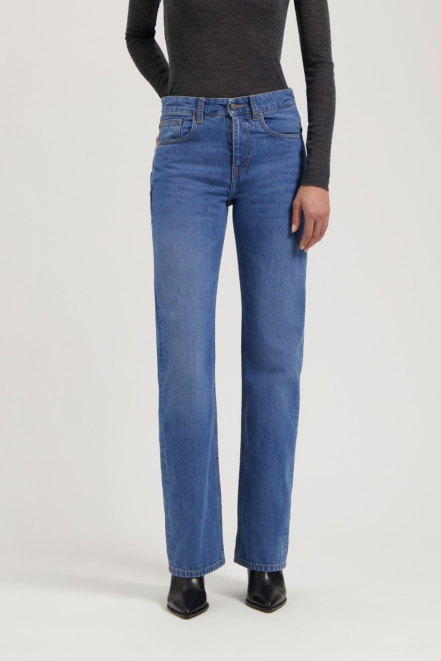 JAMIE MID LOOSE FRESH FADE 1