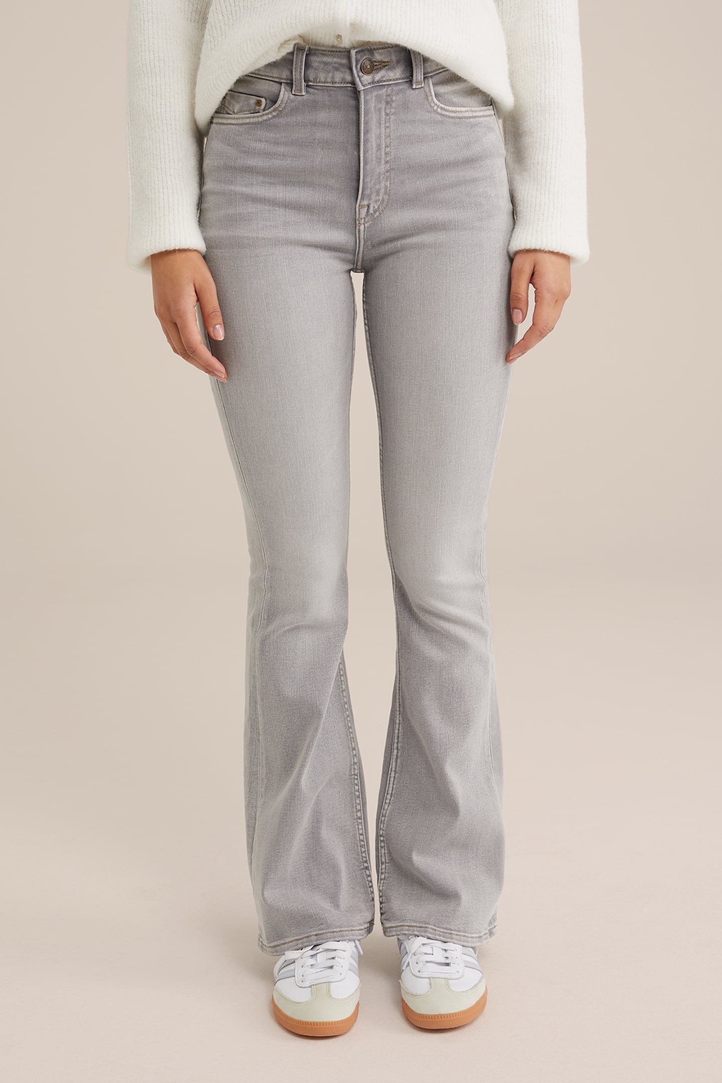 5-POCKET HIGH WAIST LIGHT GREY 1