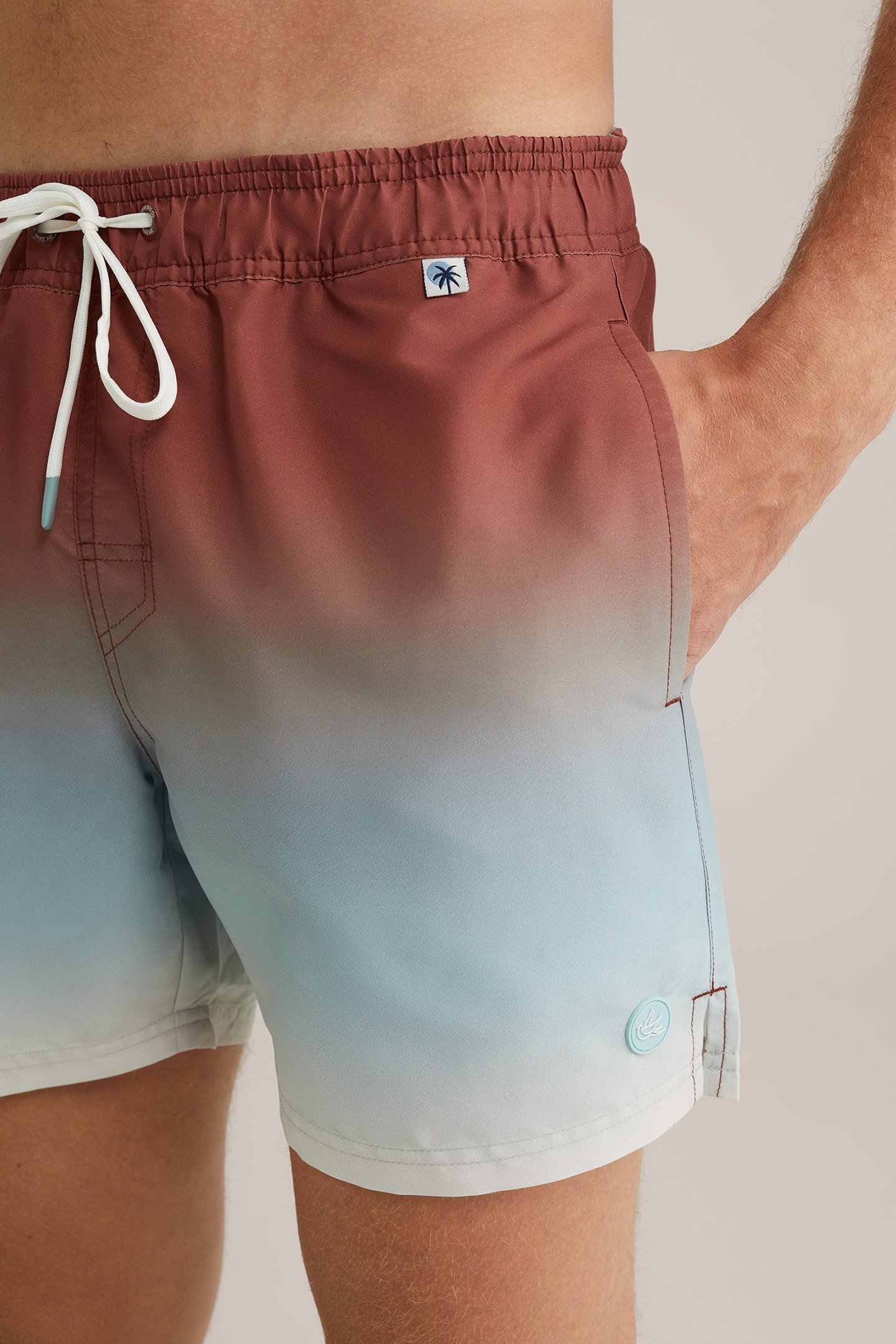 BEACH SHORT VINTAGE RED 5