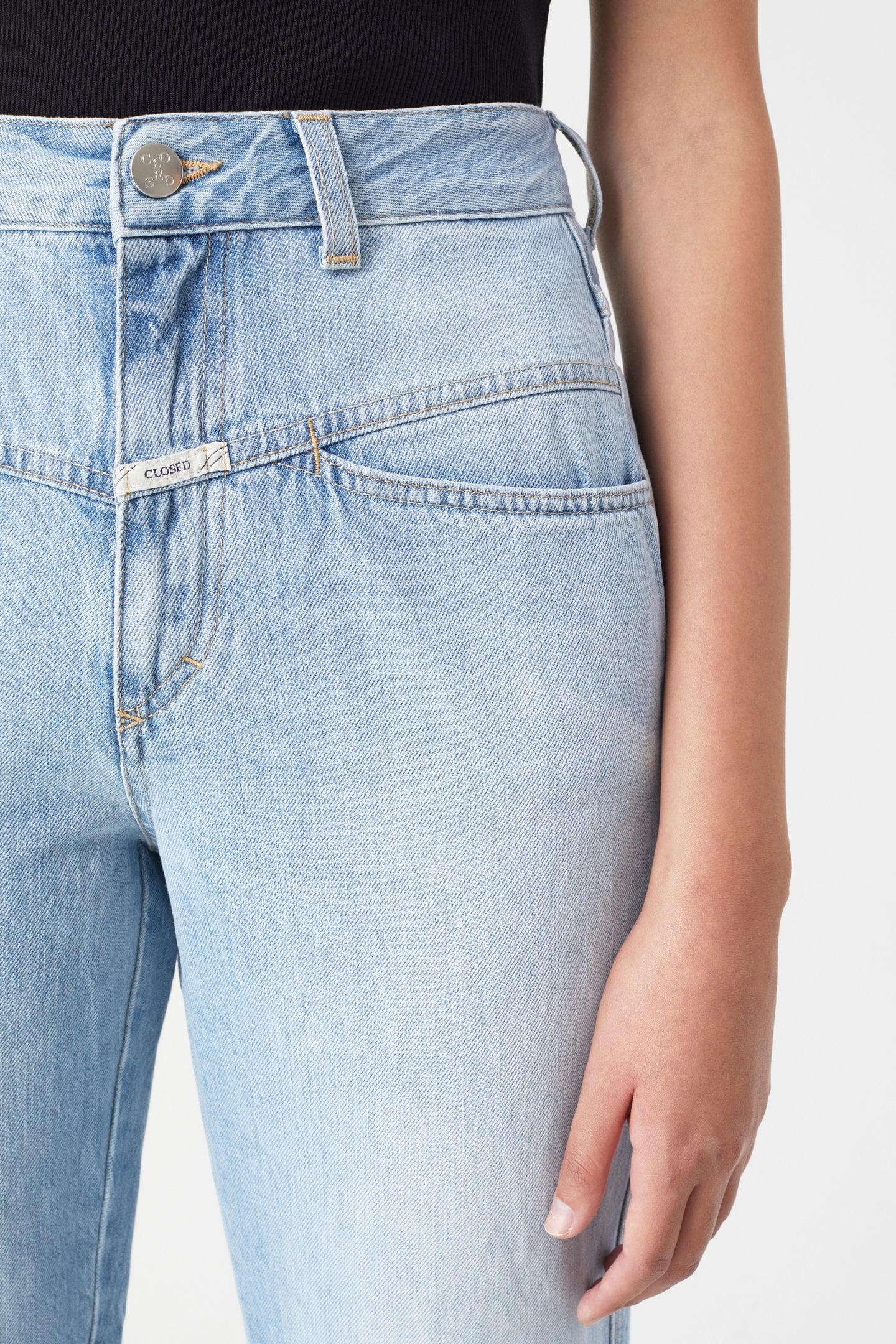 PEDAL PUSHER JEANS LIGHT BLUE 8