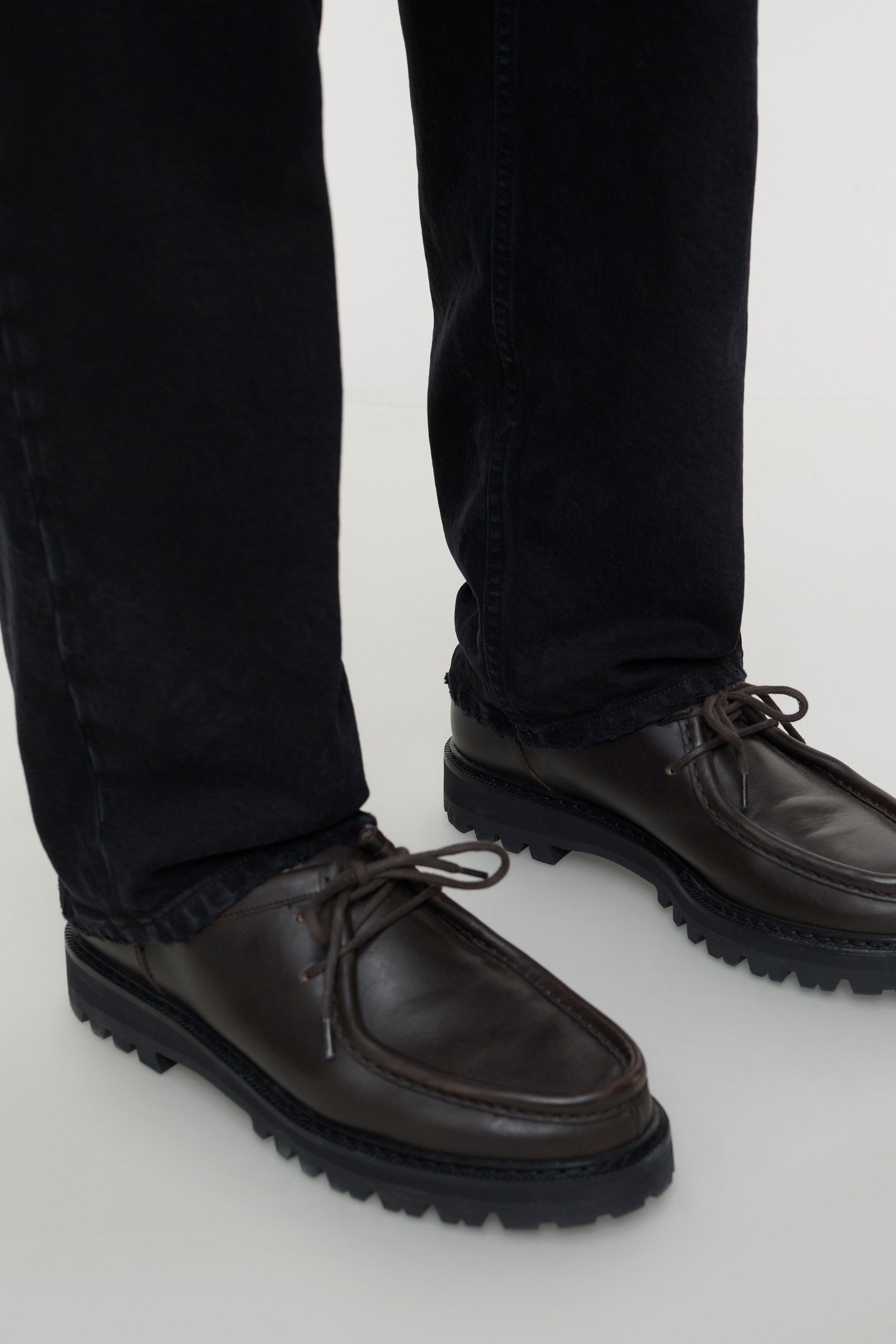 BERGEN TAPERED PANTS BLACK 4