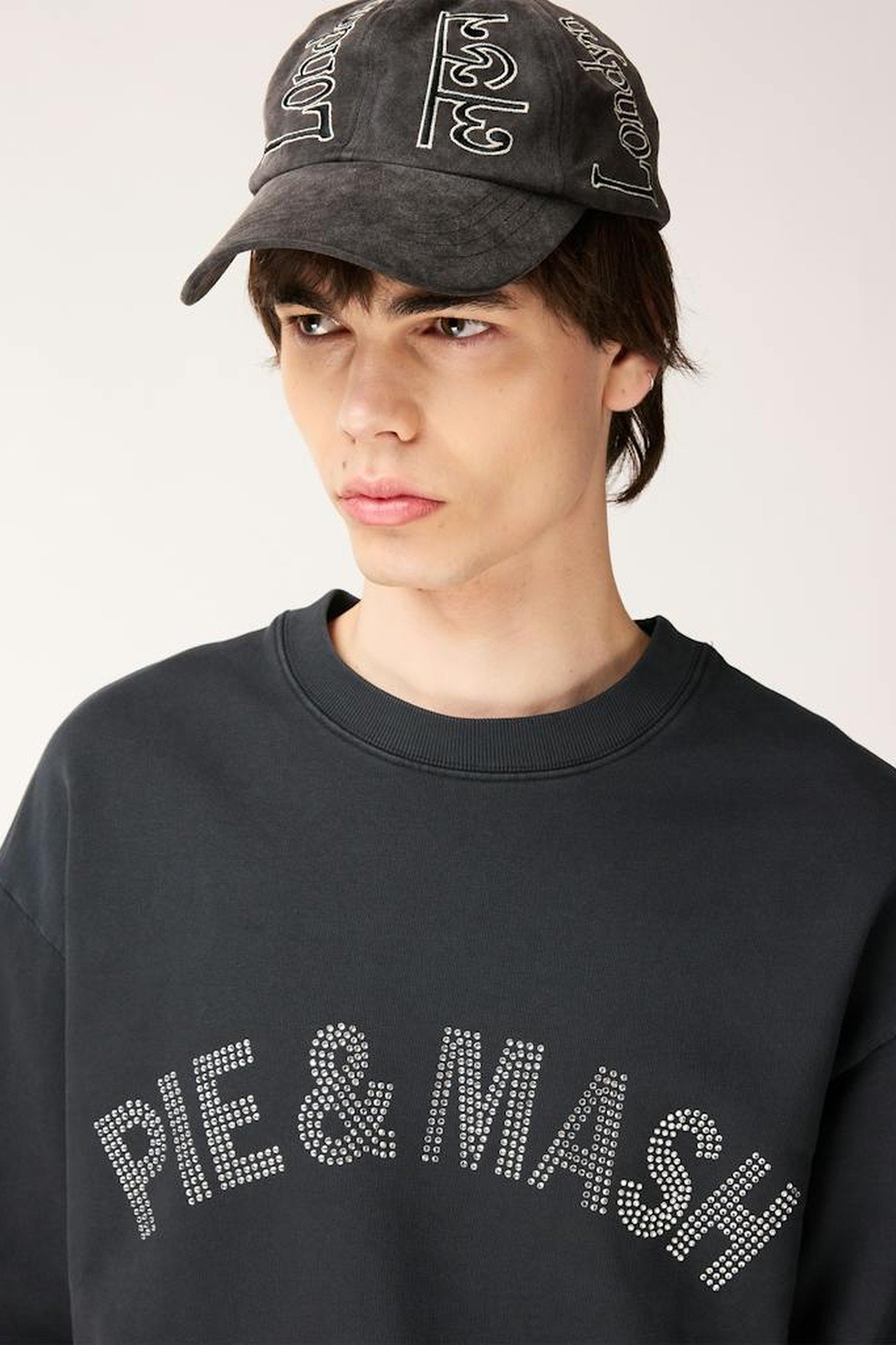 HIGHSNOBIETY – PIE & MASH CREWNECK 3