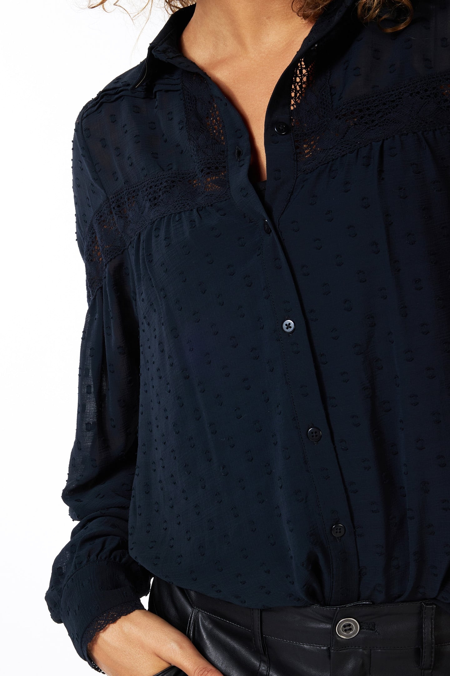 BLOUSE TAPES PLUMETIS BLACK 7