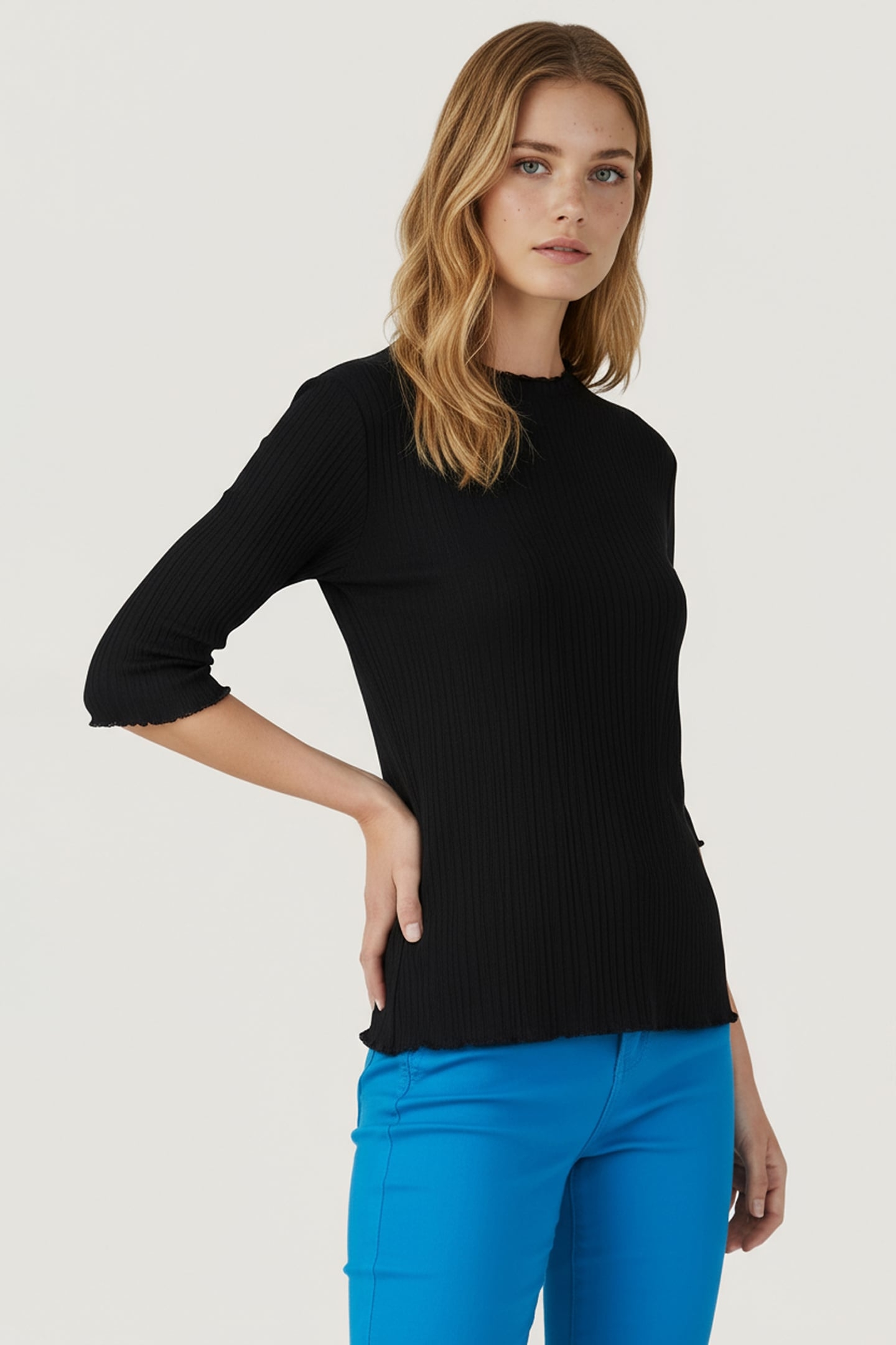TOP IRREGULAR RIB BLACK 1