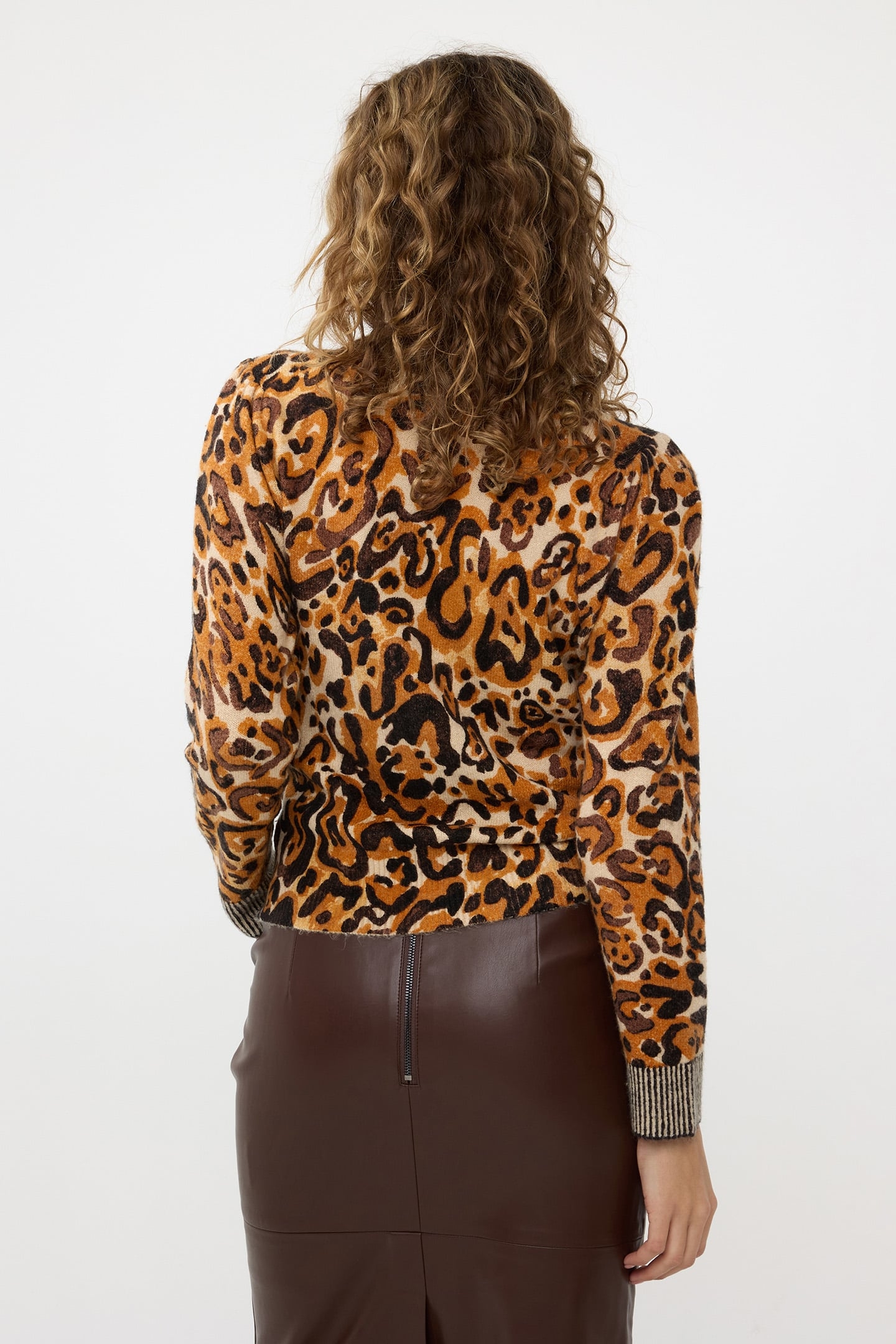 SWEATER ANIMAL LAND PRINT 3