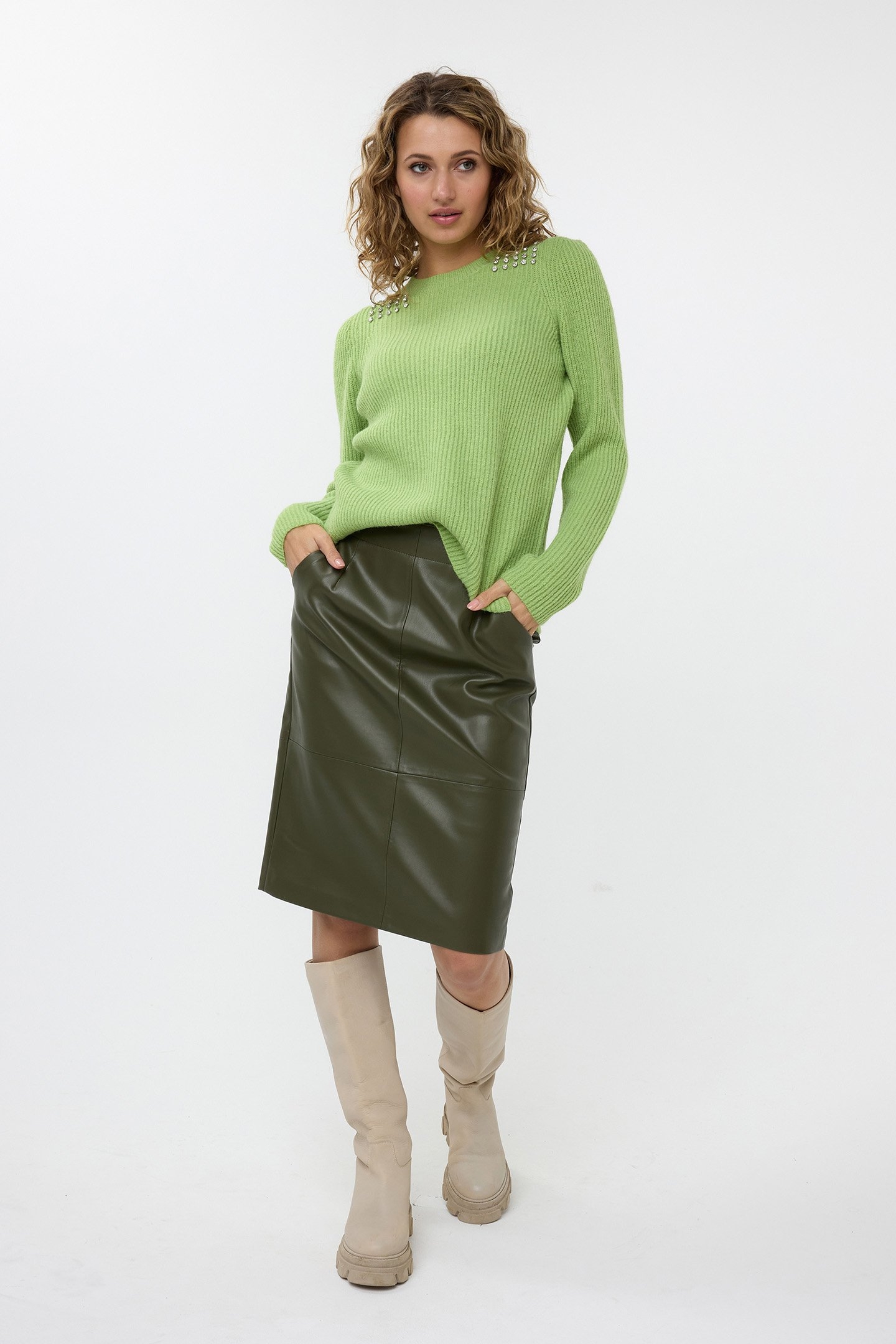 SWEATER SHOULDER PEARLS MATCHA GREEN 2