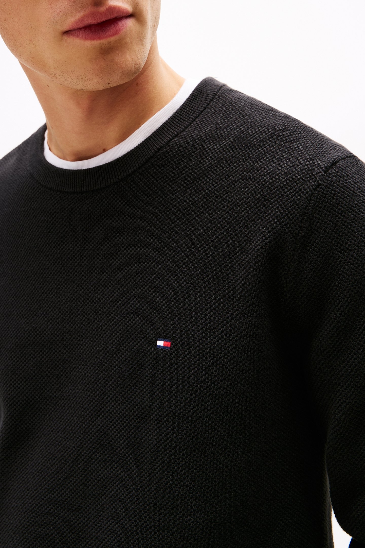 FLAG EMBROIDERY TEXTURED CREW NECK JUMPER BLACK 6