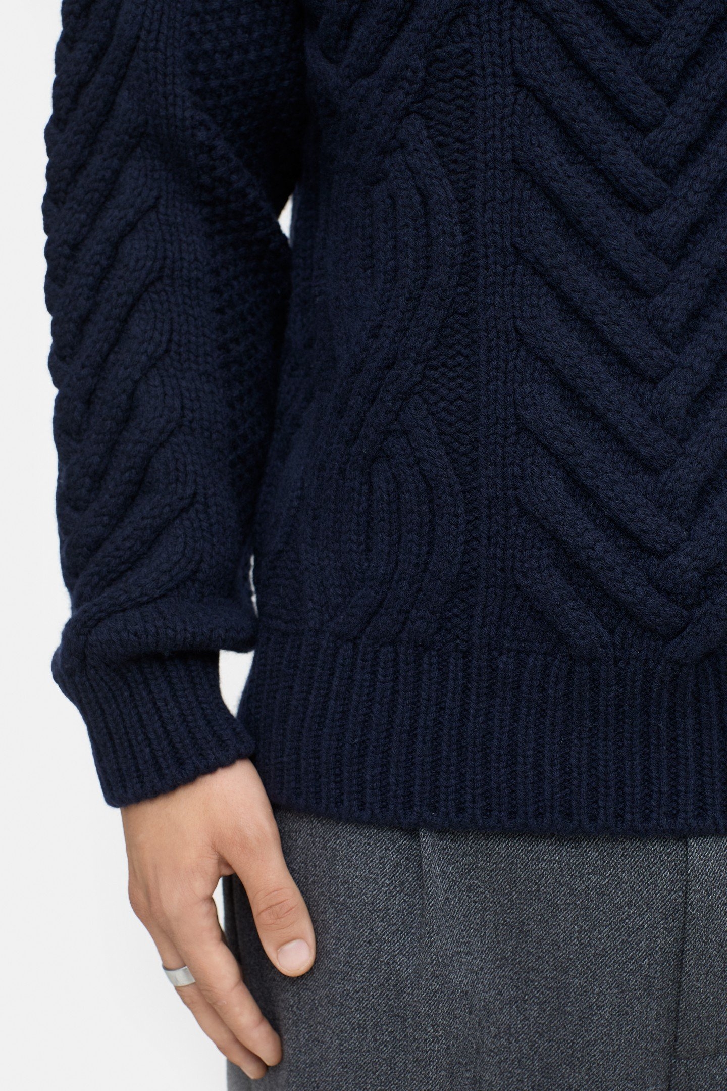 CABLE JUMPER KNITS DARK NIGHT 5