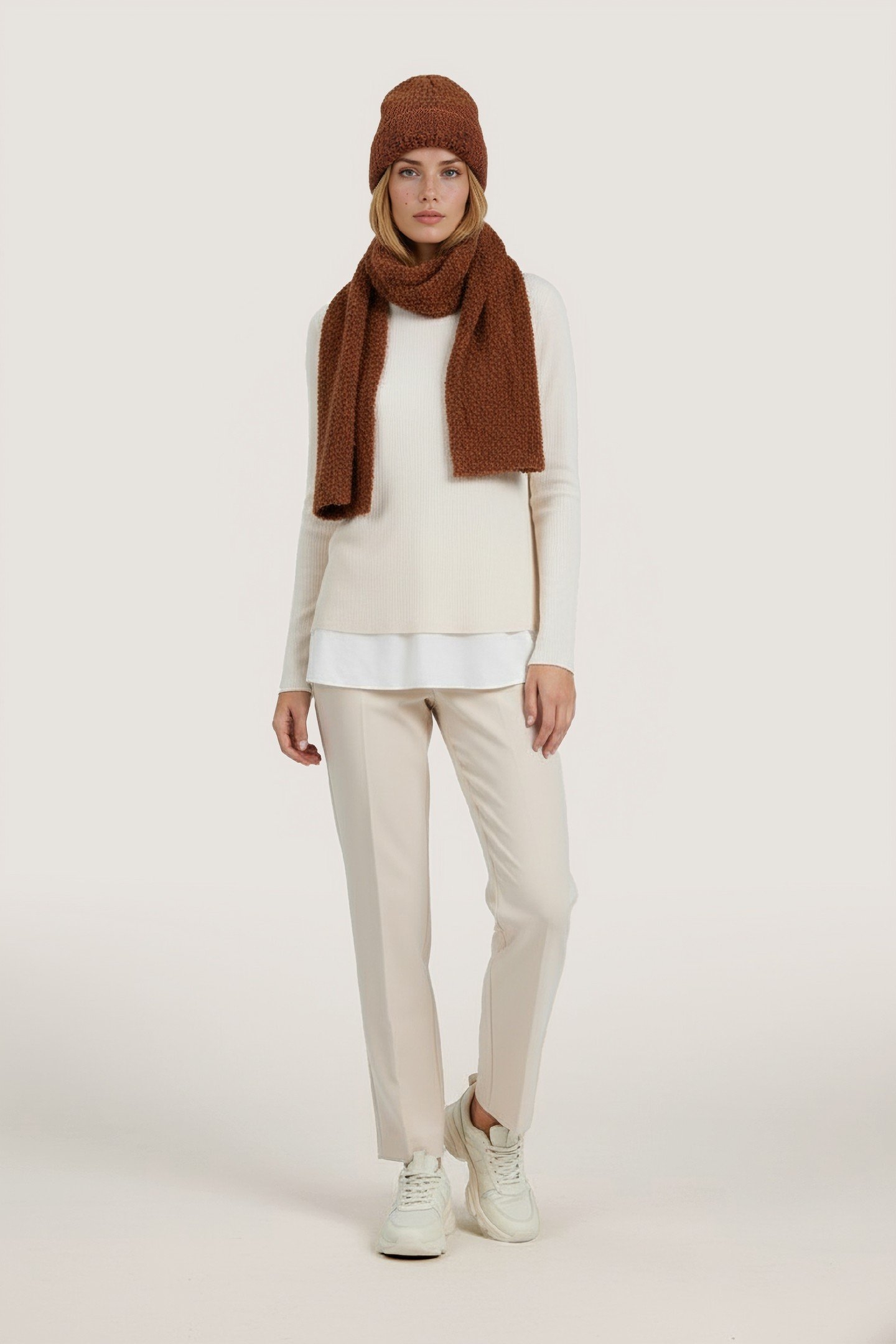 BEANIE BOUCLE KNIT BROWN 4