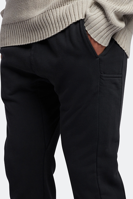 ZIPPED CUFF SWEATPANT LACQUER 4