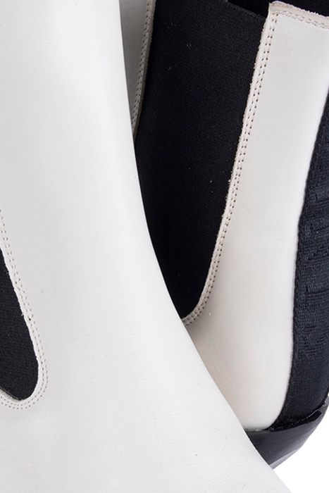 VALLY BOOT STONE WHITE 4