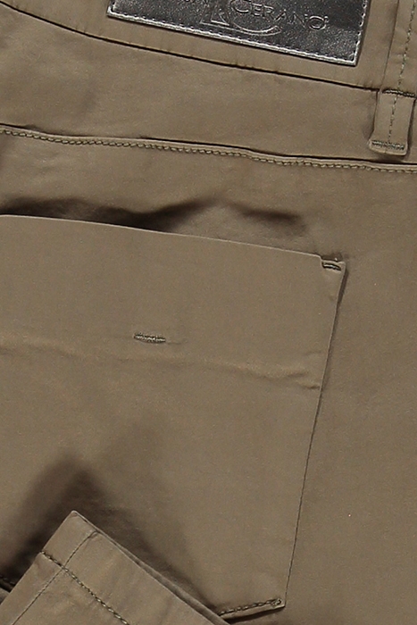 HIGH-STRETCH-SKINNY-DENIM MUD 3