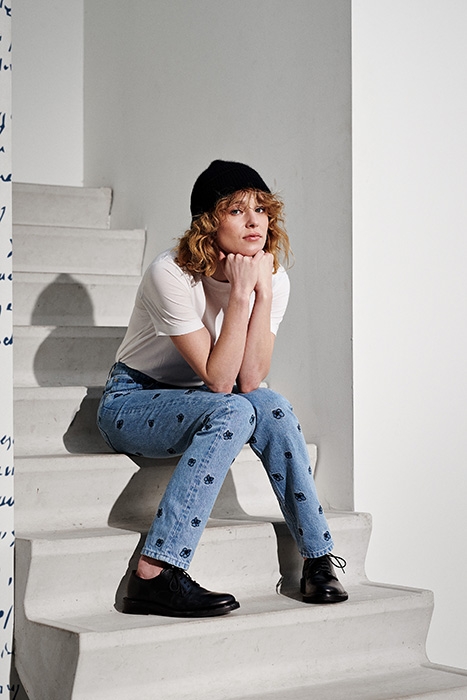 VAN EASY BLOSSOM BLUE 4