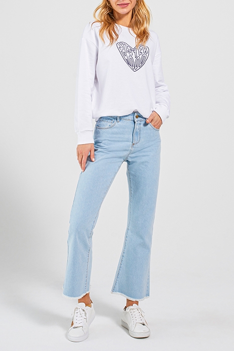 BLUE CROPPED JEANS WITH FRAYED CUFFS 3