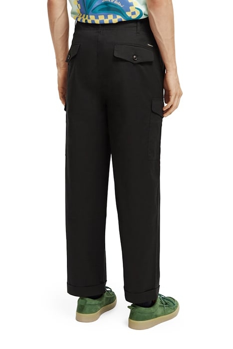 SEASONAL-FIT LIGHTWEIGHT POPLIN CARGO PANTS BLACK 4