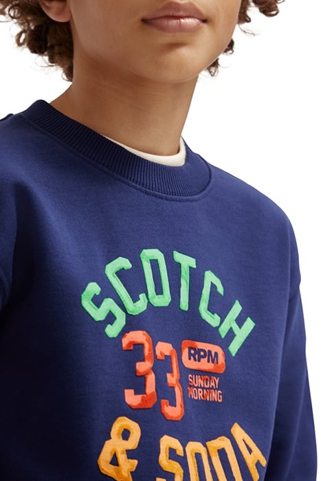 RELAXED FIT ARTWORK SWEATSHIRT IN ORGANIC COTTON MARINE BLUE 6