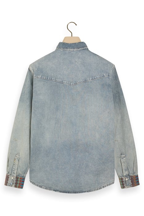 DENIM WESTERN SHIRT WITH DAMAGES AND EMBROIDERED CUFFS INDIG 5