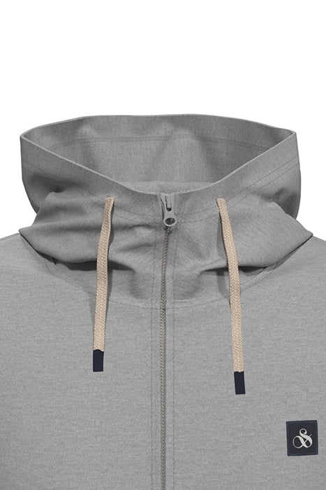 REGULAR FIT ESSENTIAL BADGE QUARTER ZIP IN ORGANIC COTTON GR 3