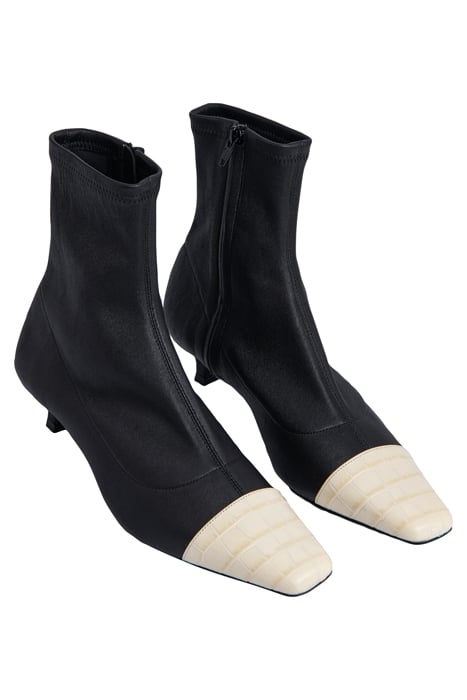 KARL BLACK STRETCH LEATHER 2