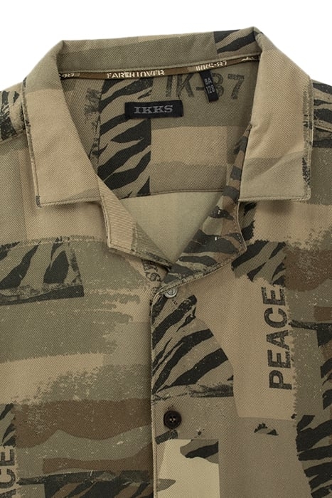 BOYS’ KHAKI CAMOUFLAGE PRINT LENZING™ ECOVERO™ SHIRT 5