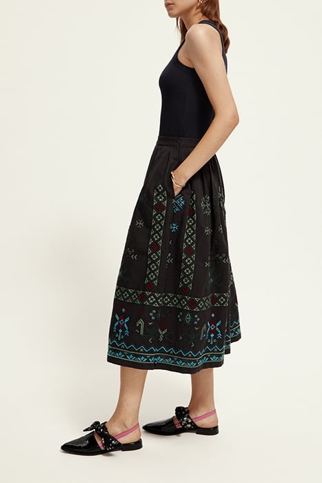 GEO EMBROIDERED SKIRT CHARCOAL 6