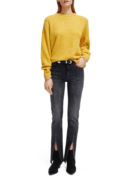 SEASONAL HAUT WITH KICK – HERO BLACK 3