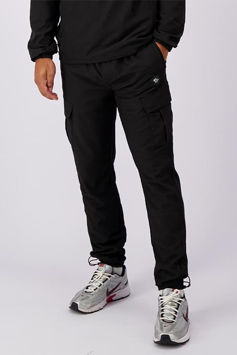 DELTA TRACKPANTS BLACK 1