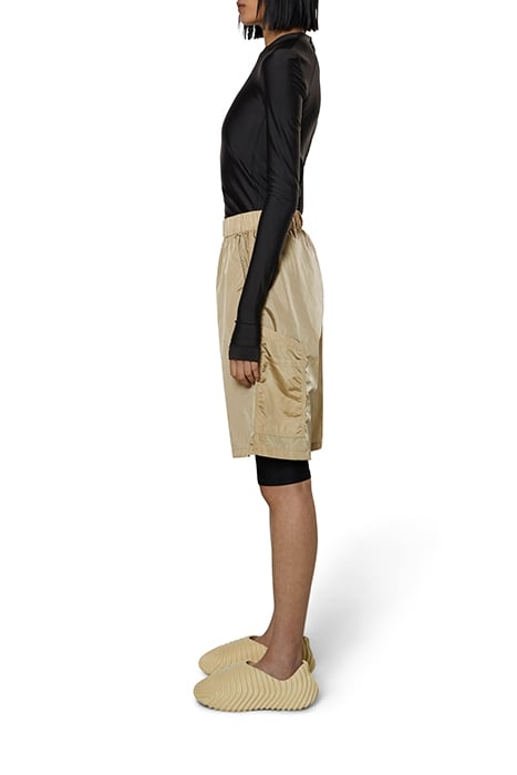 UNISEX SHORTS REGULAR SAND 5