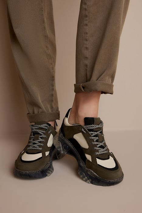 SNEAKER TRANSPARENT SOLE BROWN 2