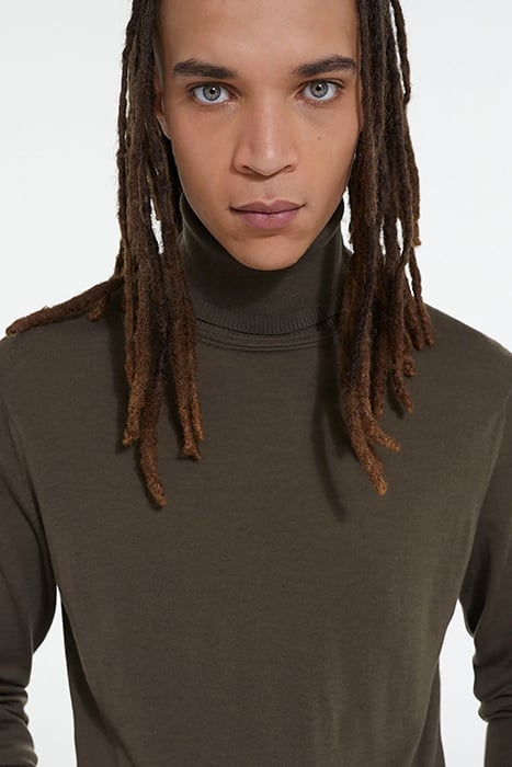 TURTLE NECK PUL WITH COLLAR DETAIL ALGUE 6