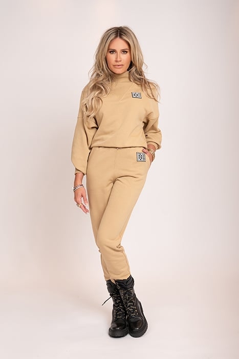 UMEKO SWEATER DARK HUMMUS 1