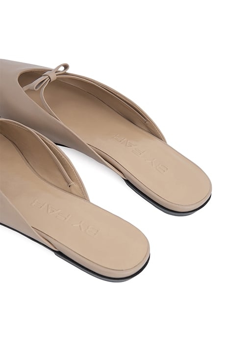 FINN TAUPE NAPPA LEATHER 5