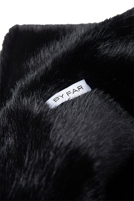 FLETCHER SCARF BLACK FAUX FUR 3