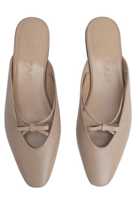 FINN TAUPE NAPPA LEATHER 3