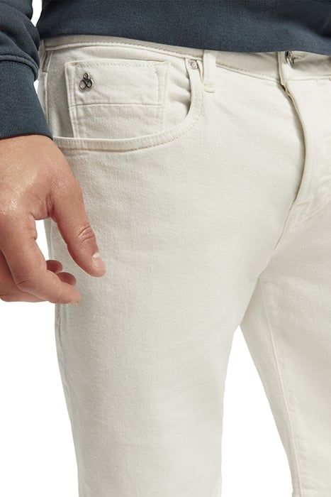 RALSTON SHORT — GARMENT DYE COLOURS WHITE 7