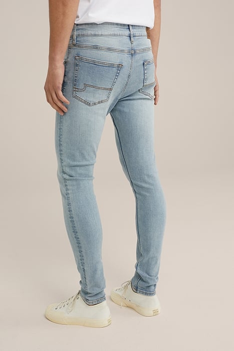 5-POCKET MID WAIST LIGHT BLUE 2