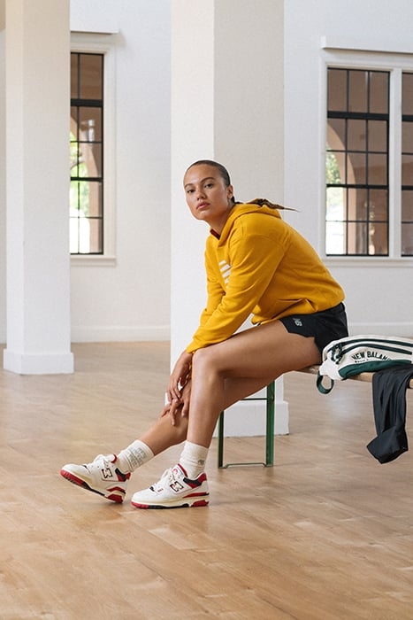 BB550VGA SNEAKERS IN WHITE AND RED 3