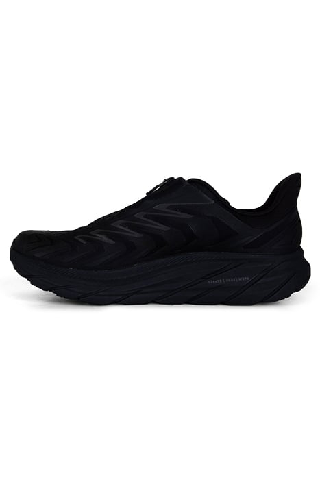 HOKA – PROJECT CLIFTON BLACK 3