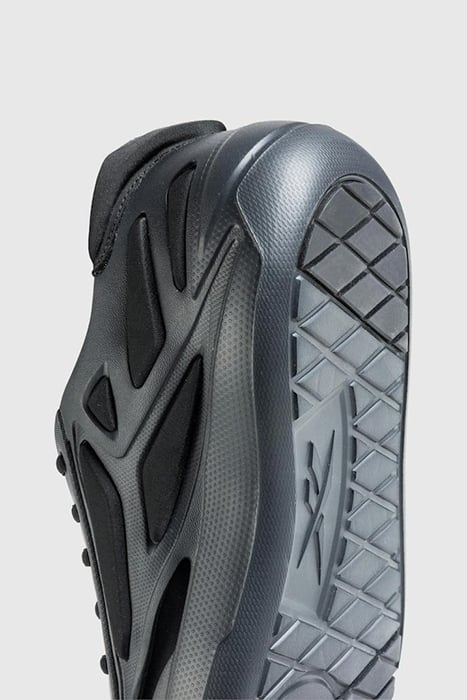 REEBOK LTD – CLUB C FWD BLACK 5