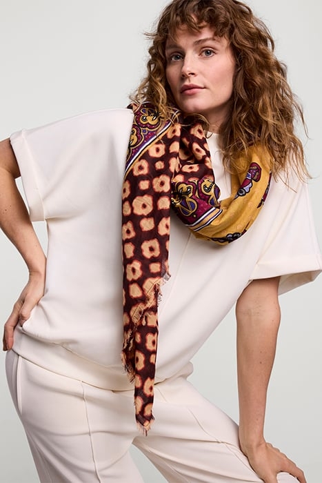 SCARF FLOWER MIX RED GRAPE 2