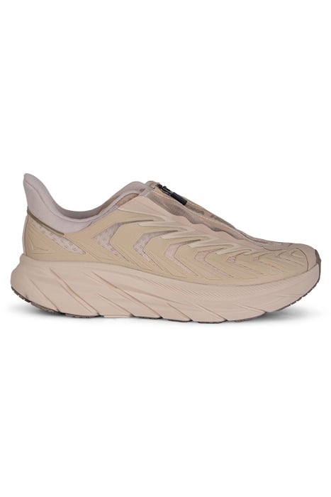 HOKA – PROJECT CLIFTON BEIGE 1