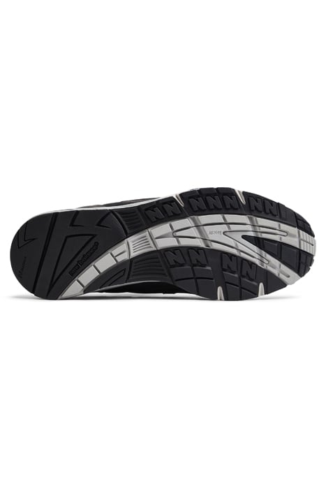 M991DGG SNEAKERS IN MAGNET 5