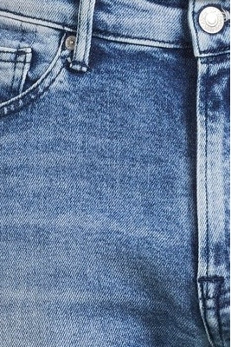 JOHN DIVA LIGHT USED 5