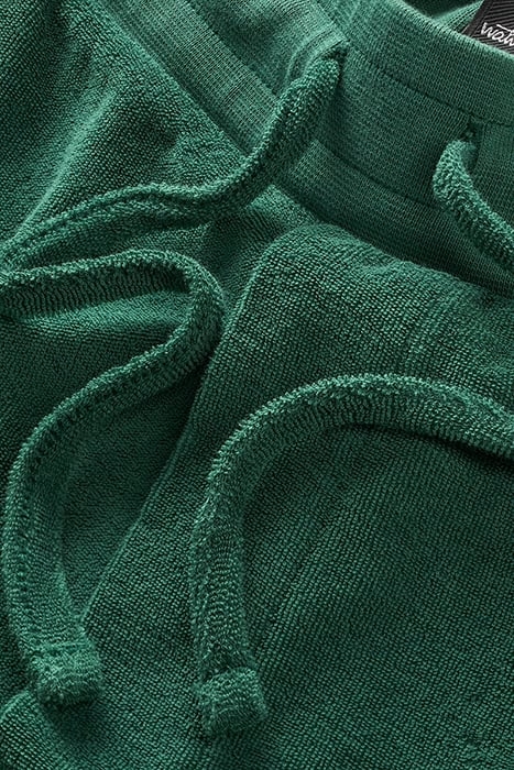 DAY | TOWELLING SHORTS PINE GREEN 3