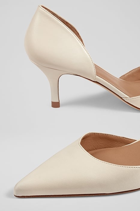 HARLEY POINTED PUMP ECRU 3