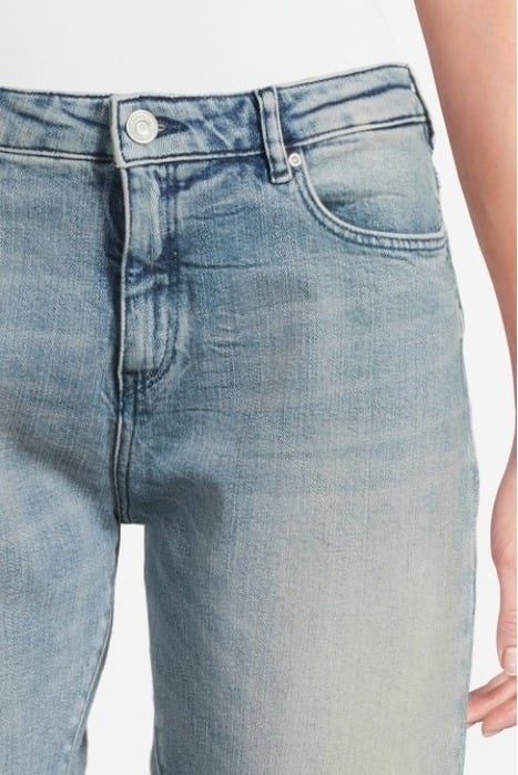 PETIT AMI CROPPED - HOOK LINE AND SINKER 4