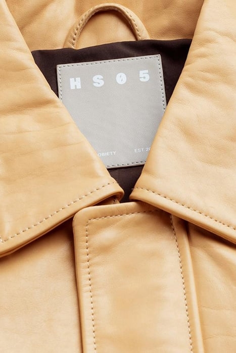 HIGHSNOBIETY HS05 – WAXED LEATHER BOMBER SAND 5