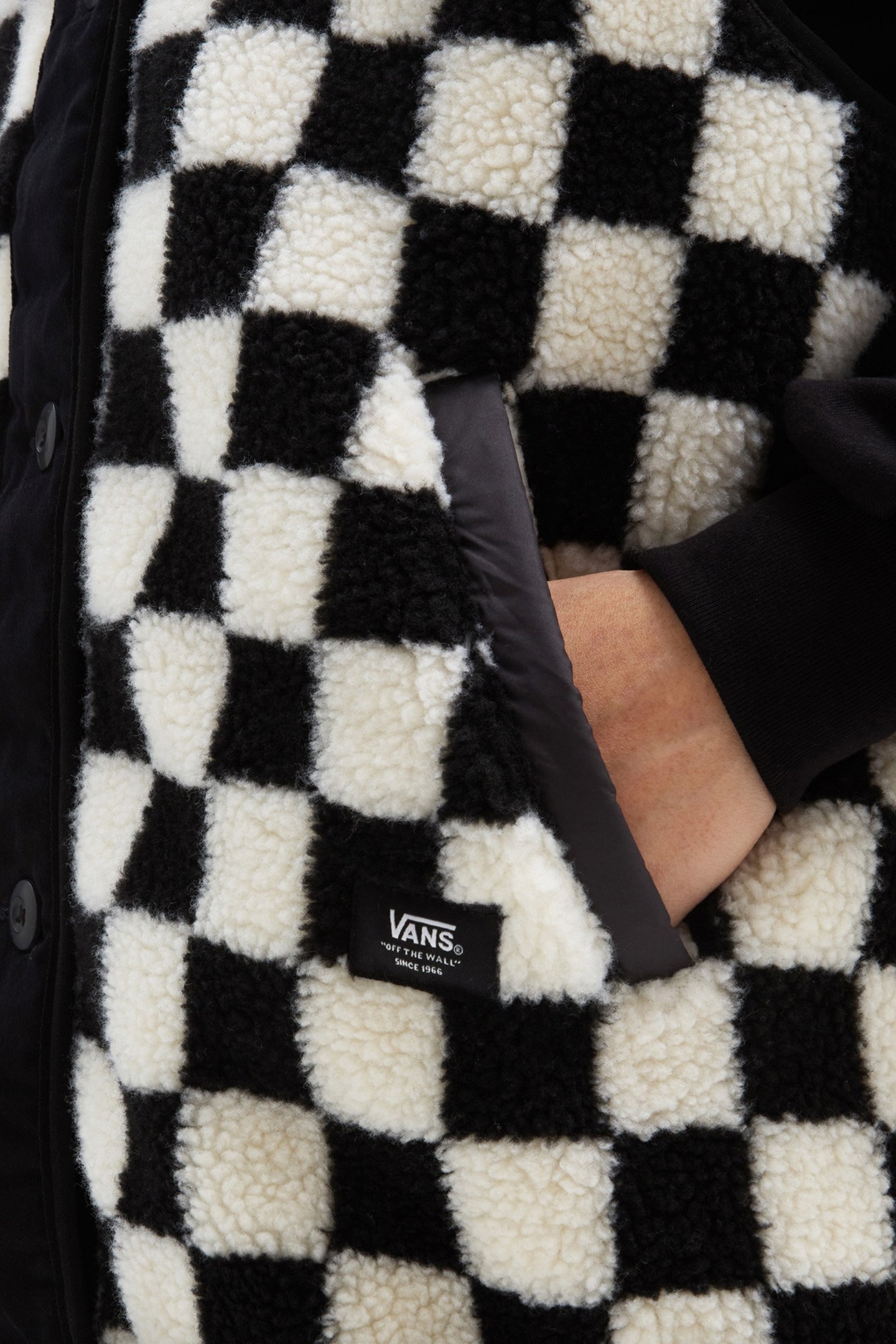 MASON REVERSIBLE VEST DIGITAL DEMENTIA BLACK 6